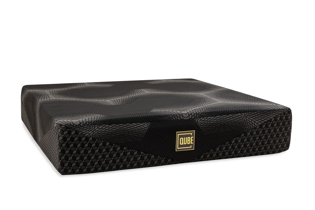 Qube Catalyst California King Mattress